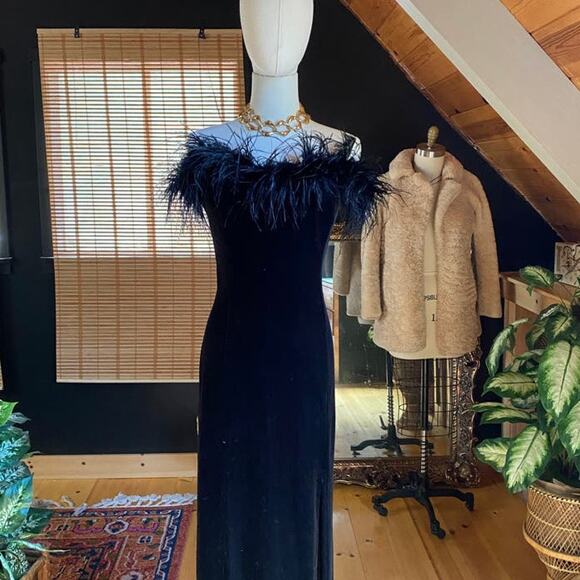 Vintage Velvet Gown Feather Neckline - Picture 1 of 11